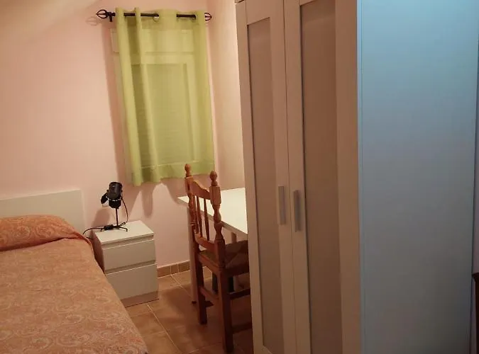 Disfrutar Y Relajarse El Robledal 펜션 *